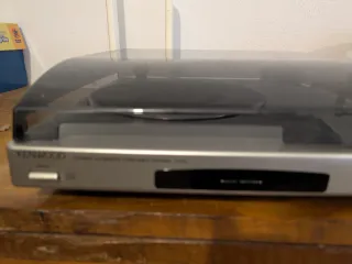 Tocadiscos Kenwood 110P