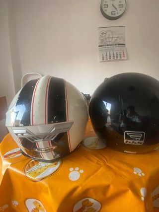 2 cascos semi nuevos