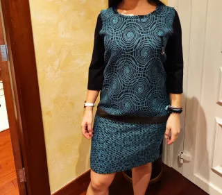 Vestido de invierno  mujer. Marca Divas. Talla 42