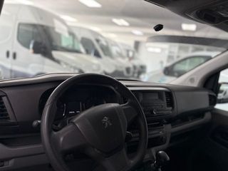 Peugeot Expert PRO larga XL 1.5 BLUEHDI 100 LONG ASIENTO CONDUCTOR Y BANQUETA 2 PLAZAS^	No	Sí	BLANCO ICE (OPACO)	CURITIBA TRITON (MELTEM) + TEP