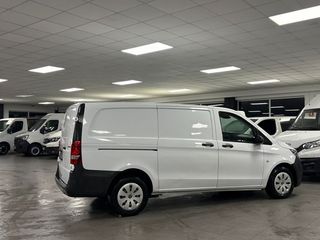 Mercedes Vito 110CDI 75kW furgon Base larga