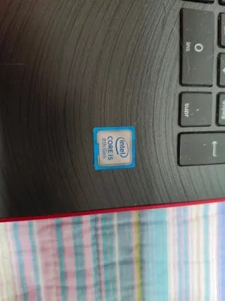 Portátil HP Rojo i5