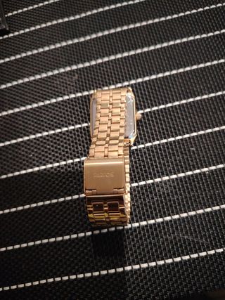 Reloj de pulsera parfois de mujer