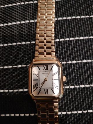 Reloj de pulsera parfois de mujer