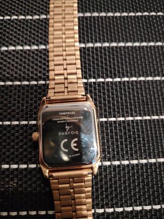 Reloj de pulsera parfois de mujer