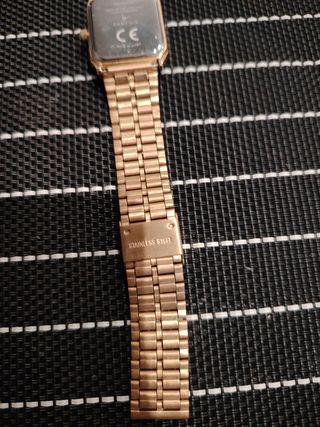 Reloj de pulsera parfois de mujer