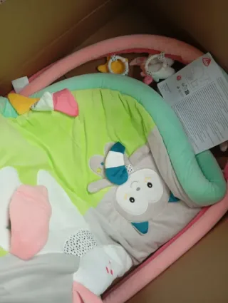 Manta de juego para bebé con arco