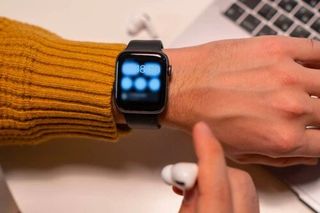 Reloj inteligente azul se puede utilizar en agua