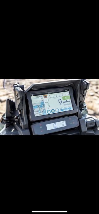 Pantalla TFT Honda Africa Twin 1100 2020–2023 CarP