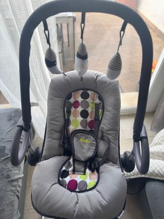 Hamaca /Balancín para bebé BEABA con arco de juego