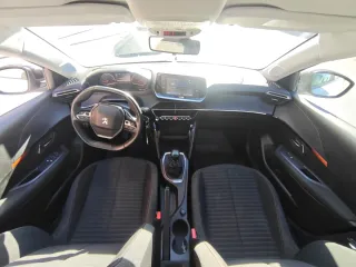 Peugeot 208 2022