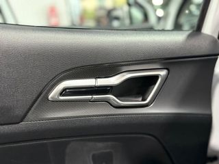 Kia Sportage Kia Sportage DRIVE 1.6 T-GDI HEV 158KW (215CV) DRIVE 4X2 PACK DESIGN