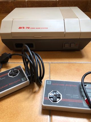 Consola retro BIT 72 Video Game System + 2 mandos