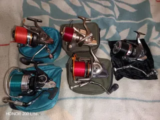 Conjunto de cañas,funda,picas, sacadera y carretes