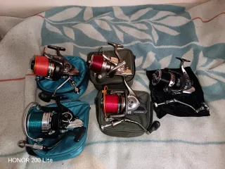 Conjunto de cañas,funda,picas, sacadera y carretes