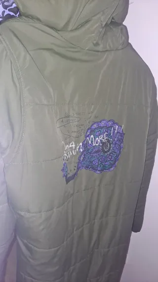 Plumifero largo desigual