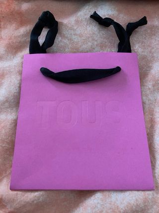 Caja y bolsa Tous rosa