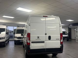 Peugeot Boxer 2.2 BlueHDi L2H2 Premium S&S  Premium S&S con Navegación