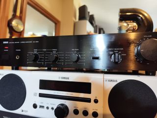 YAMAHA  AX 300 -429- amplificador