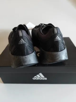 Zapatillas adidas Adizero aruku