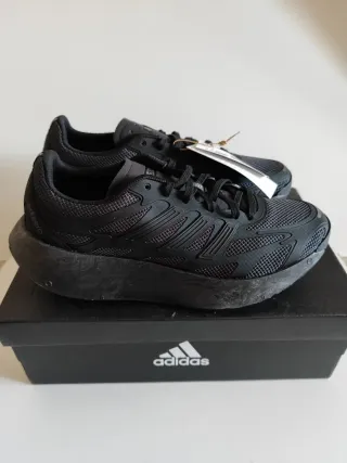 Zapatillas adidas Adizero aruku