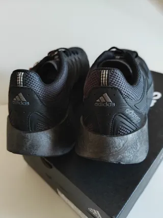 Zapatillas adidas Adizero aruku