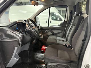 Ford Transit Custom 2.0 TDCi L1H1 Trend STOCK 290S FOU SWB DS
