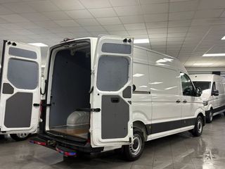 Volkswagen Crafter 2.0 CR TDi L3H3 Automatic-8 STOCK
