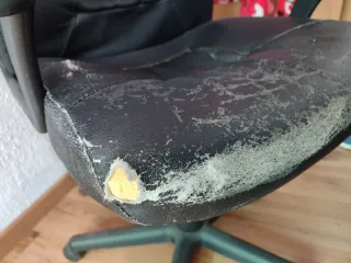 Silla de oficina negra