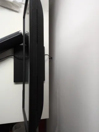 Monitor acer y barra de sonido