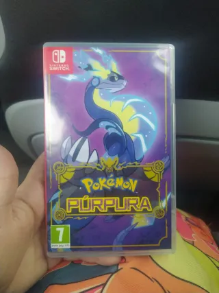 Pokémon Púrpura per Nintendo Switch in ottime condizioni