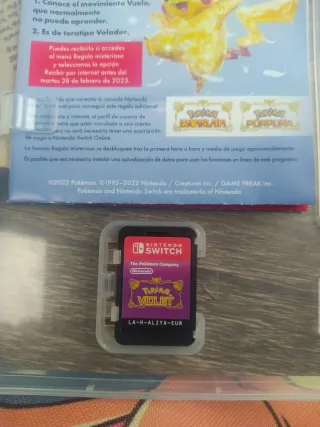 Pokémon Púrpura per Nintendo Switch in ottime condizioni