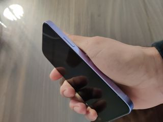 iPhone 12 64GB viola in perfette condizioni
