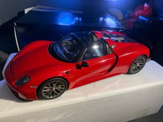 Autoart Porsche 1/12