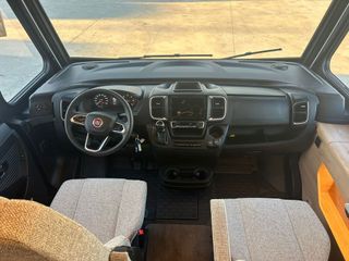 Alquiler Autocaravana Dethleffs Esprit Integral