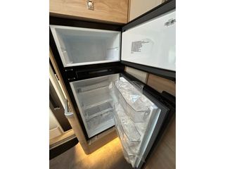 Alquiler Autocaravana Dethleffs Esprit Integral