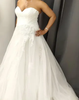 Vestido de novia, blanco, semi nuevo.