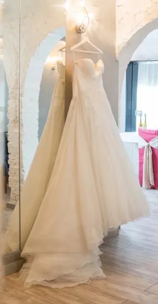Vestido de novia, blanco, semi nuevo.