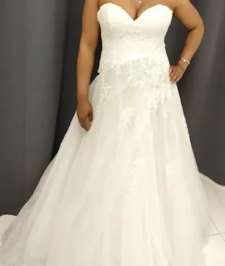 Vestido de novia, blanco, semi nuevo.