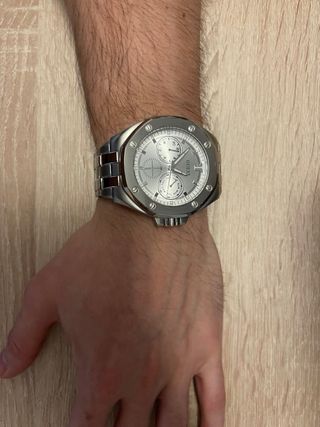 Reloj Guess Plateado