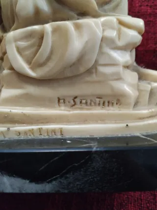 Scultura A. Santini Pietà
