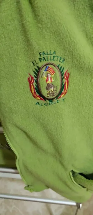 Polar Fallero color verde pistacho