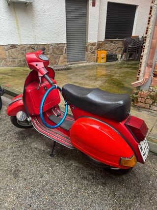 Vespa PX 200 IRIS