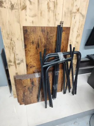 Burro-perchero con estantes