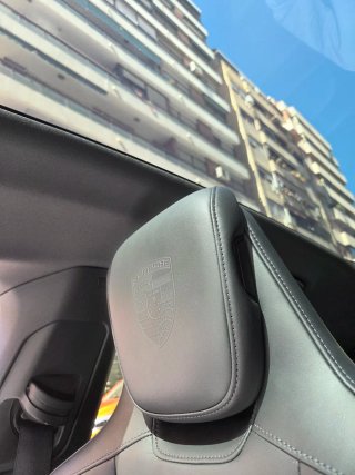 Porsche Taycan 2021