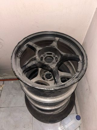 Llantas 17 4x100 marca Rota