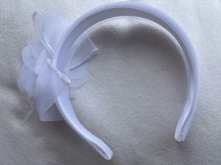 Diadema blanca de organza para Primera Comunión
