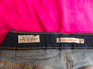 Levis premium pará Mujer talla 25