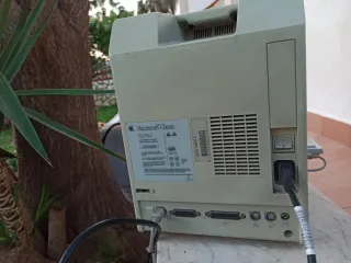 Apple machintosh Classic 1990 Vintage