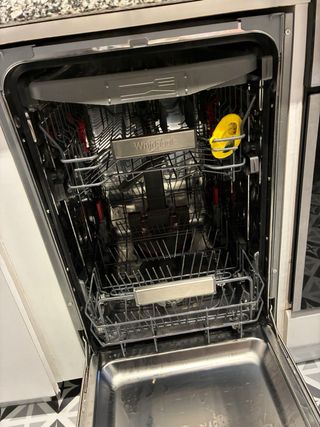 Lavavajillas Whirlpool 45cm